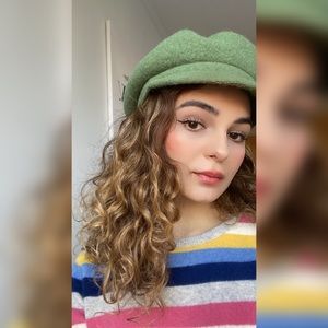 &Other Stories 100% Wool Green Cap